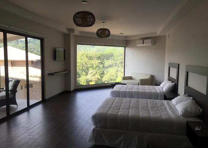 Nammbu Front Hotel