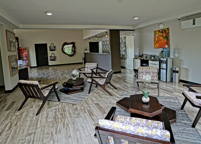 Nammbu Front Hotel 4*