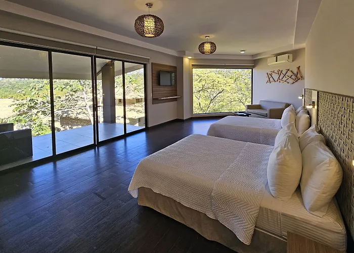 Nammbu Front Hotel 4*