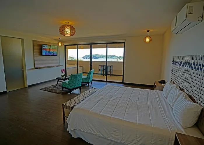 Hotel Nammbu Front